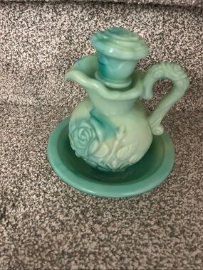 Rare Vintage Avon Green Glass Decanter Rose Motif Matching Plate